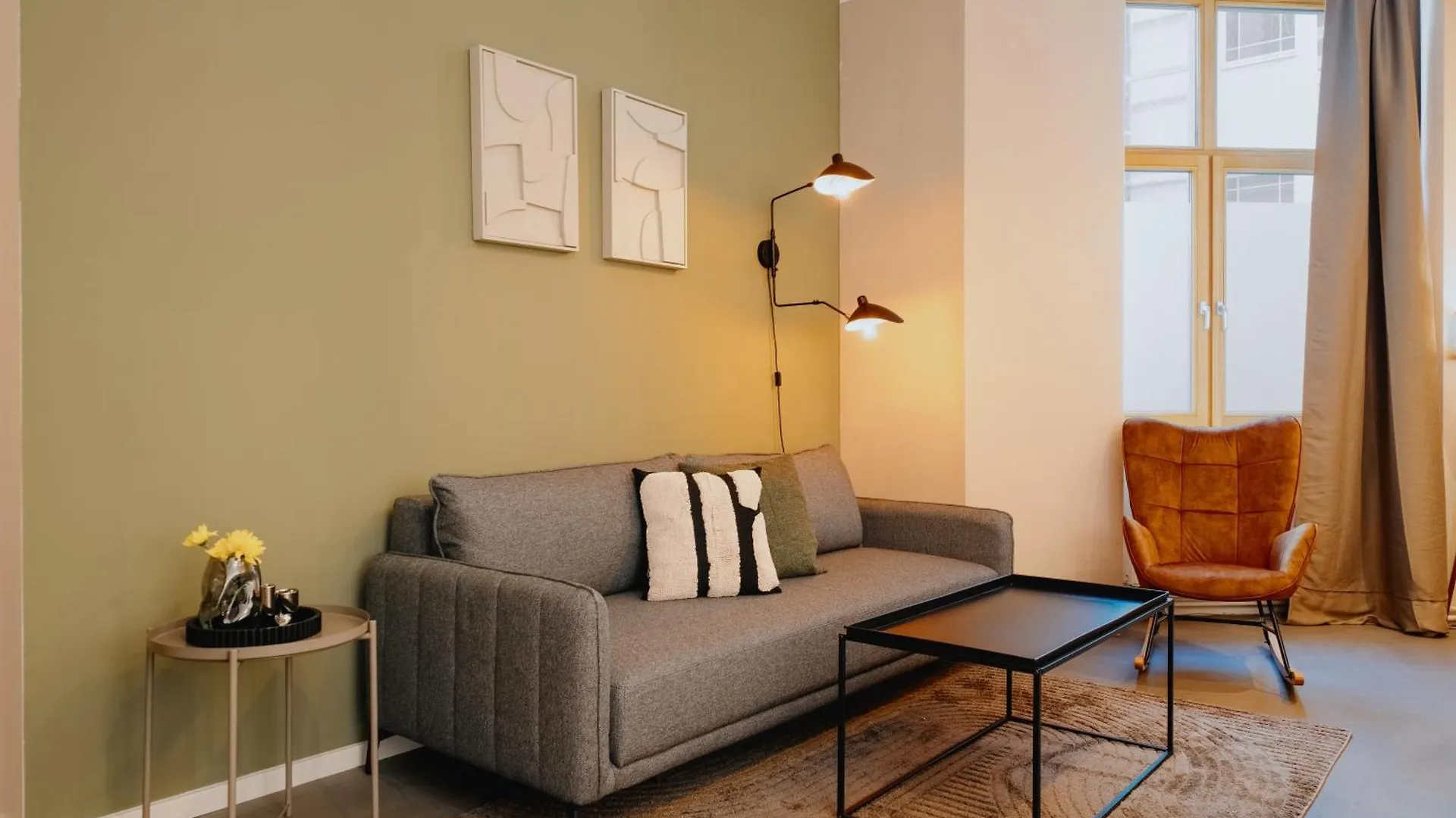 Appartamento Homely Berlin - Historic Building, 3 Bedrooms, Mauerpark, Family & Business Germania
