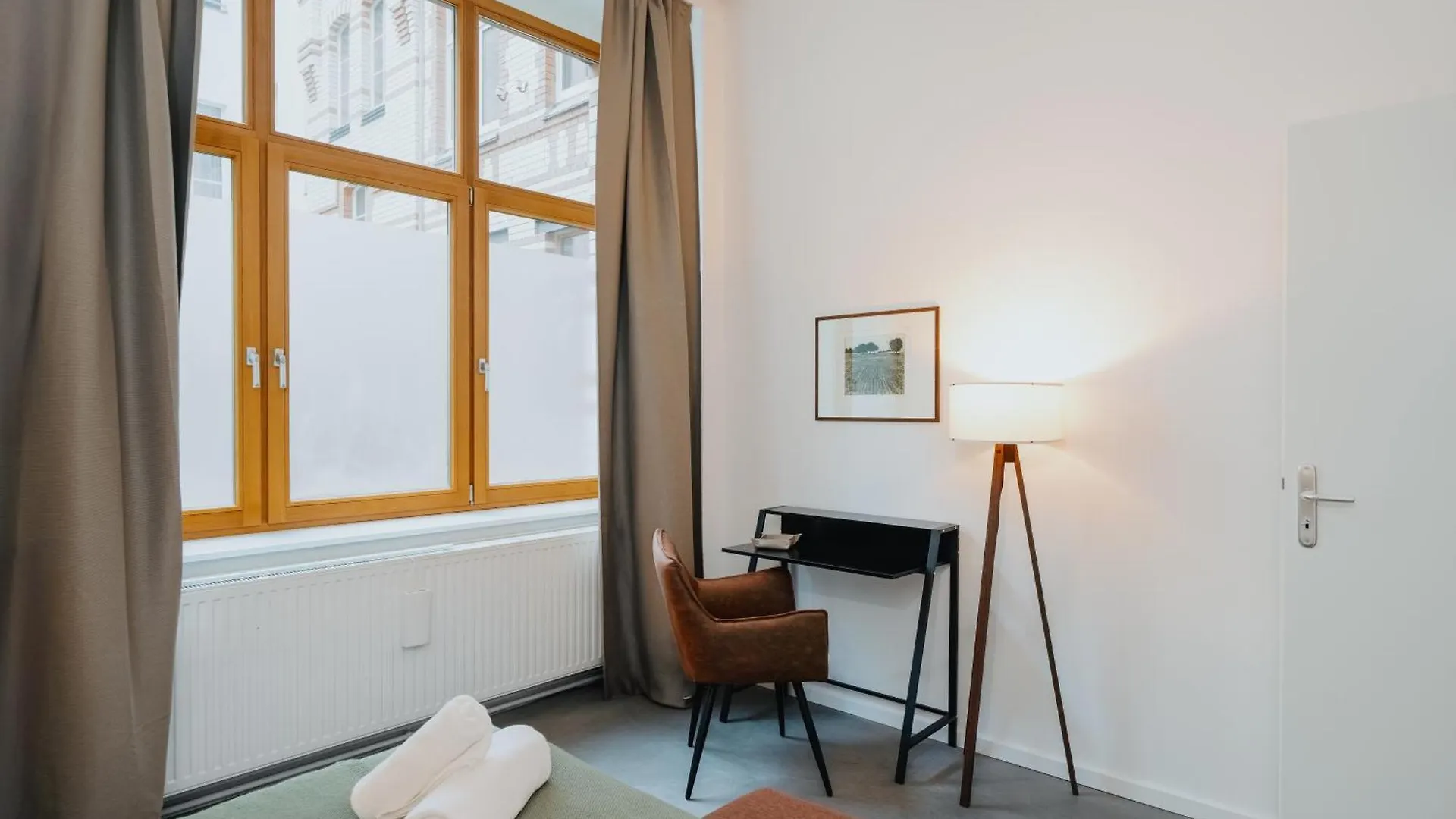 Homely Berlin - Historic Building, 3 Bedrooms, Mauerpark, Family & Business