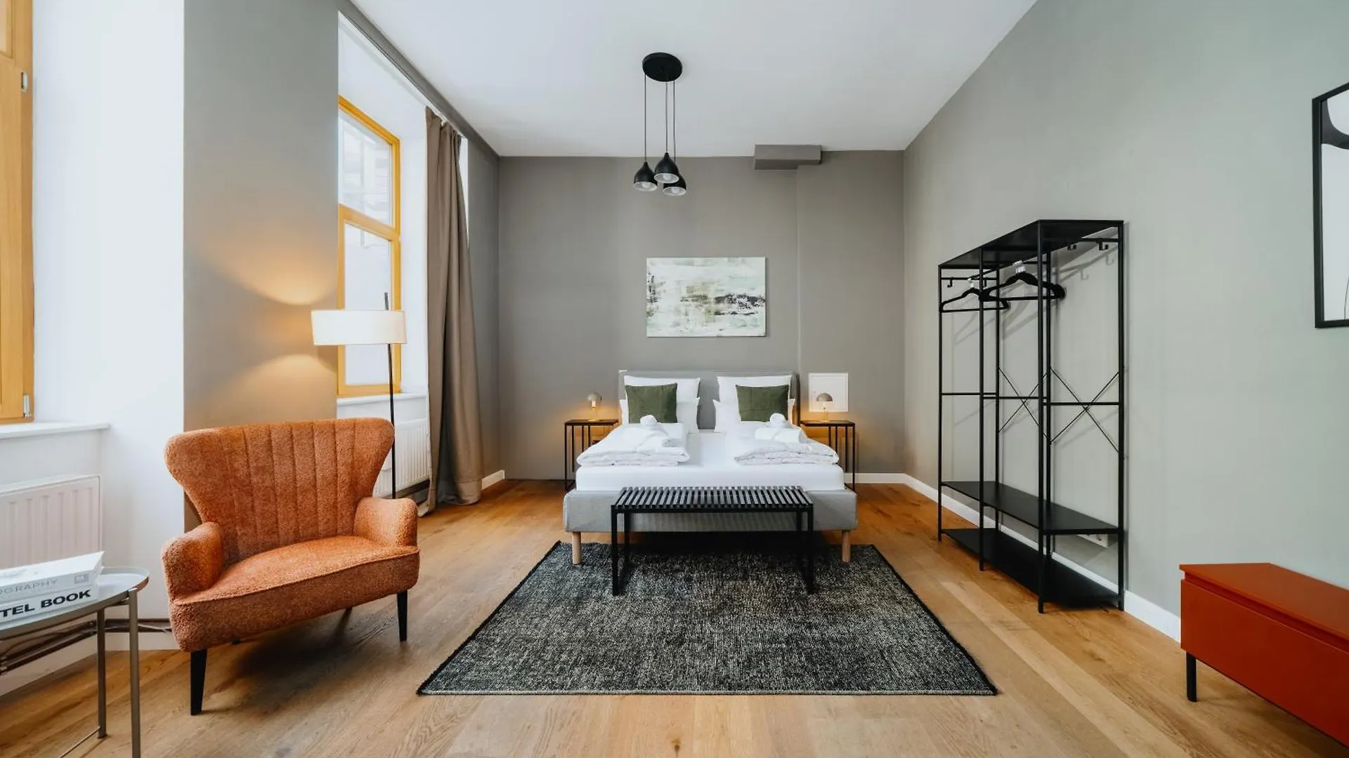 Homely Berlin - Historic Building, 3 Bedrooms, Mauerpark, Family & Business Appartamento