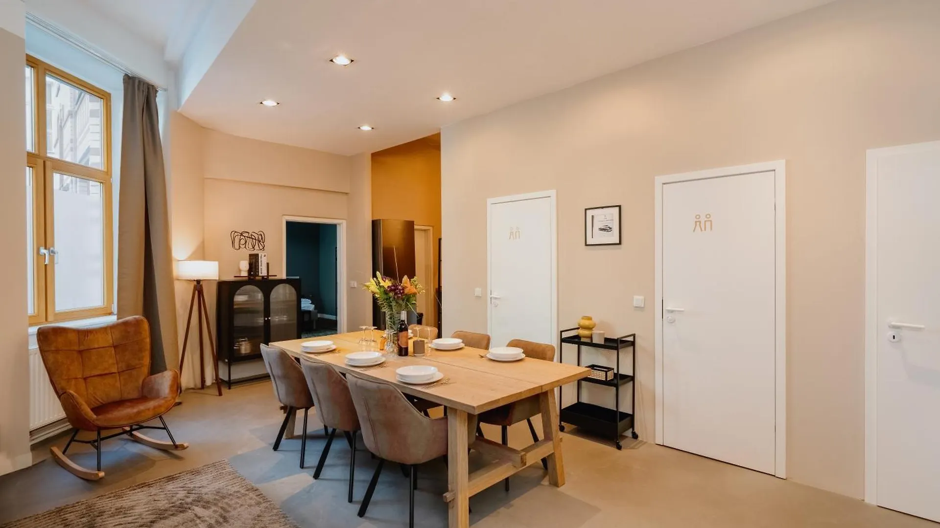 Homely Berlin - Historic Building, 3 Bedrooms, Mauerpark, Family & Business Appartamento
