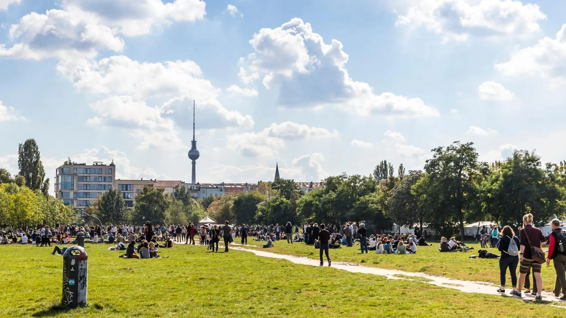 Homely Berlin - Historic Building, 3 Bedrooms, Mauerpark, Family & Business